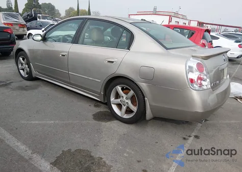 2005 Nissan Altima 3.5 Se из США, поврежденный, VIN 1N4BL11D15C397995